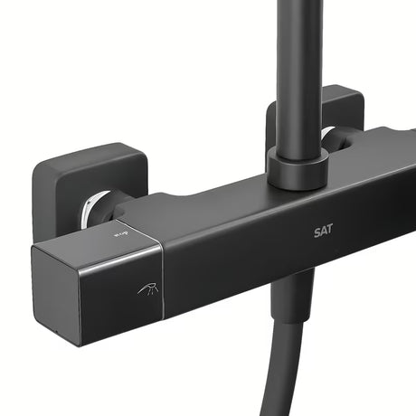 Mat crni termostatski tuš sustav SAT s nadglavnom tuš ružom 32 × 21 cm i ručnim tušem