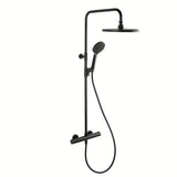 Crni tuš sustav SAT s termostatskom miješalicom sa sigurnosnim graničnikom na 38 °C.