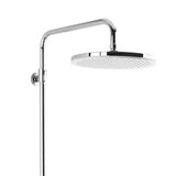 Tuš sustav SAT Chrome s termostatskom miješalicom, staklenom policom te nadglavnim i ručnim tušem u krom izvedbi.