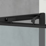 Kvadratna tuš kabina SAT Tex-C 80x80 cm s kliznim vratima, prozirnim staklom i crnim okvirom.