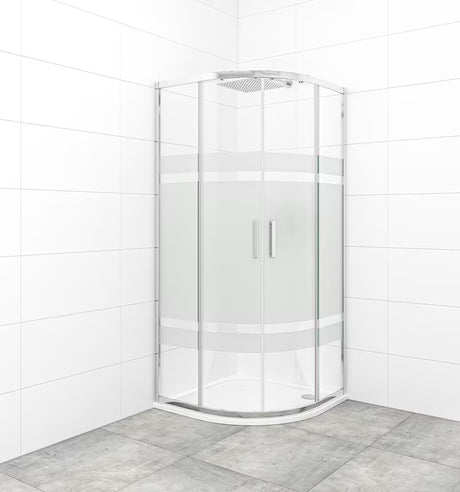 Polukružna tuš kabina SAT Tex 80x80 cm s prozirnim staklom, dekorom Stripe i profilima u sjajnom kromu.