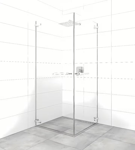 Kvadratna tuš kabina SAT TGD New 80x80 cm u sjajnom kromu s prozirnim staklom i bezokvirnom konstrukcijom.