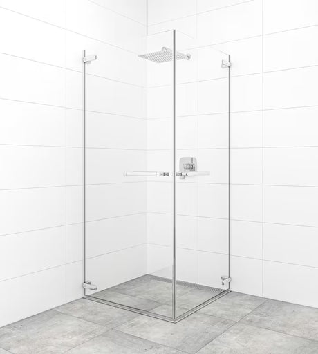 Zaokretna tuš vrata SAT Tgd New 90 cm u krom izvedbi s prozirnim sigurnosnim staklom i Easyclean obradom.