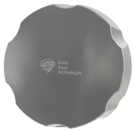 Kromirani upravljač i čep odvodno-preljevne garniture SAT pro kade u modernoj izvedbi