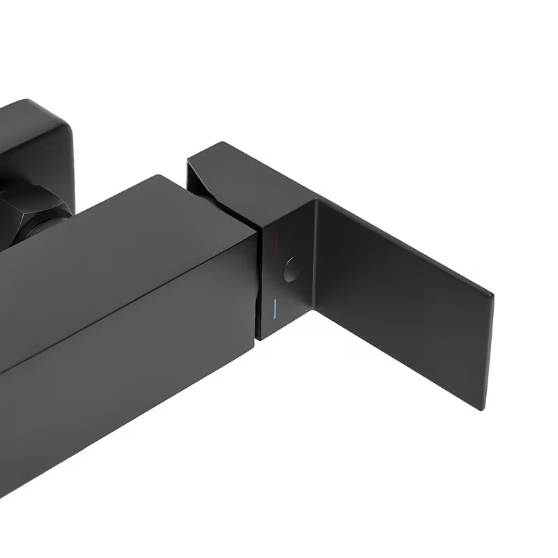 Jednoručna Baterija miješalica za tuš SAT Vision u mat crnoj boji pro za zidnu montažu