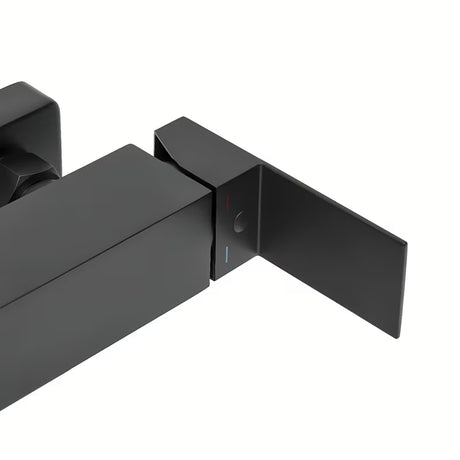 Jednoručna Baterija miješalica za tuš SAT Vision u mat crnoj boji pro za zidnu montažu