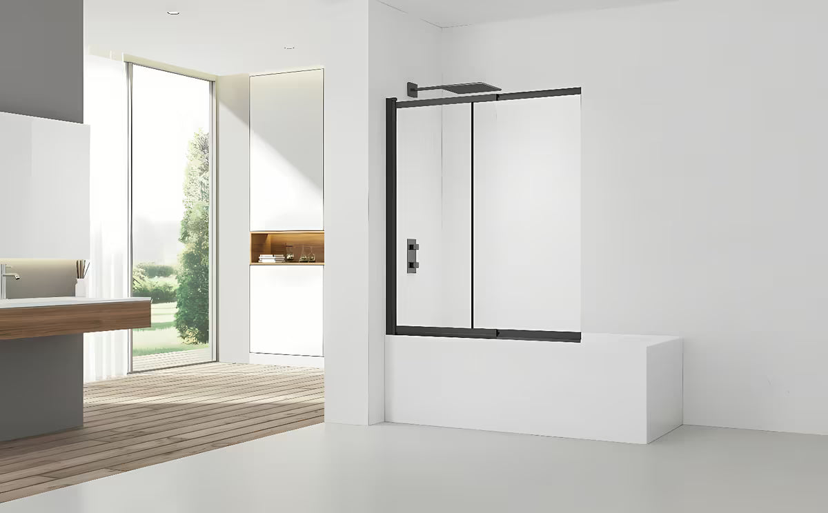 Klizna paravan za kadu SAT Vision 140x120 cm s crnim profilom i prozirnim staklom