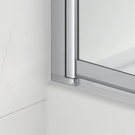 Paravan za Kadu SAT Vision 140x120 cm s kromiranim profilom i prozirnim staklom pro tuširanje u kadi.