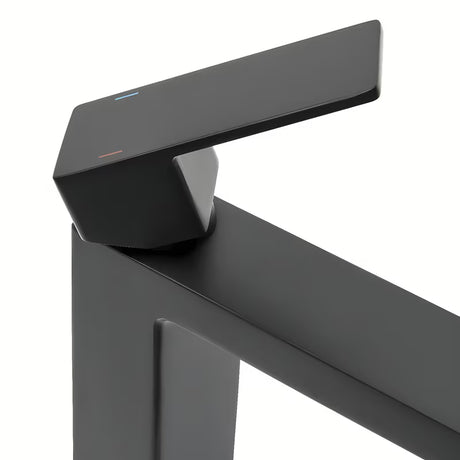 Visoka miješalica za Umivaonik SAT Vision u mat crnoj boji s modernim četvrtastim dizajnom