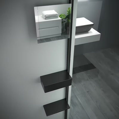 Podesivo ogledalo SAT Walk-In u crnoj boji pro tuš kabina s mogućnošću lijeve i desne orijentacije.