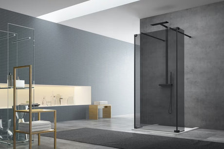 Okretna bočna stijenka s pantima SAT Walk-In u crnoj izvedbi pro za proširenje walk-in tuš kabine.