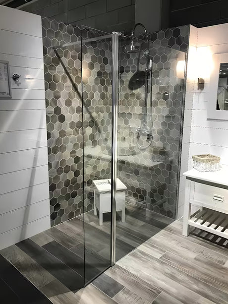 Okretna bočna tuš stijena SAT Walk-in od prozirnog stakla s kromiranim profilima