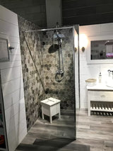 Okretna bočna tuš stijena SAT Walk-in od prozirnog stakla s kromiranim profilima