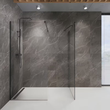 SAT Walk-in tuš stijena Walk-In 80 cm u crnoj izvedbi s prozirnim staklom i PVD Gun metal potpornom šipkom.