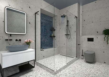 Walk-in tuš stijena SAT Walk-in 110 cm u mat crnoj boji s prozirnim staklom i bezokvirnom izvedbom.