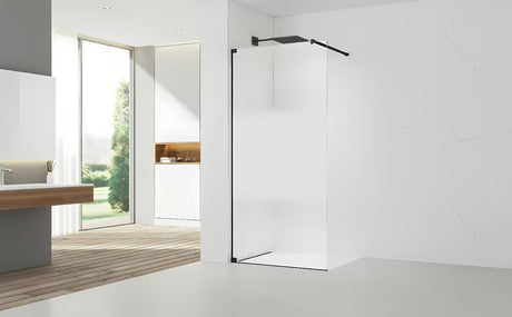 Crna walk-in tuš stijena SAT Walk-in od prozirnog stakla 8 mm sa satiniranom trakom i premazom EasyClean.