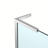 Walk-in tuš stijena SAT Walk-in 100 cm u krom izvedbi s prozirnim sigurnosnim staklom i bezokvirnom izvedbom.