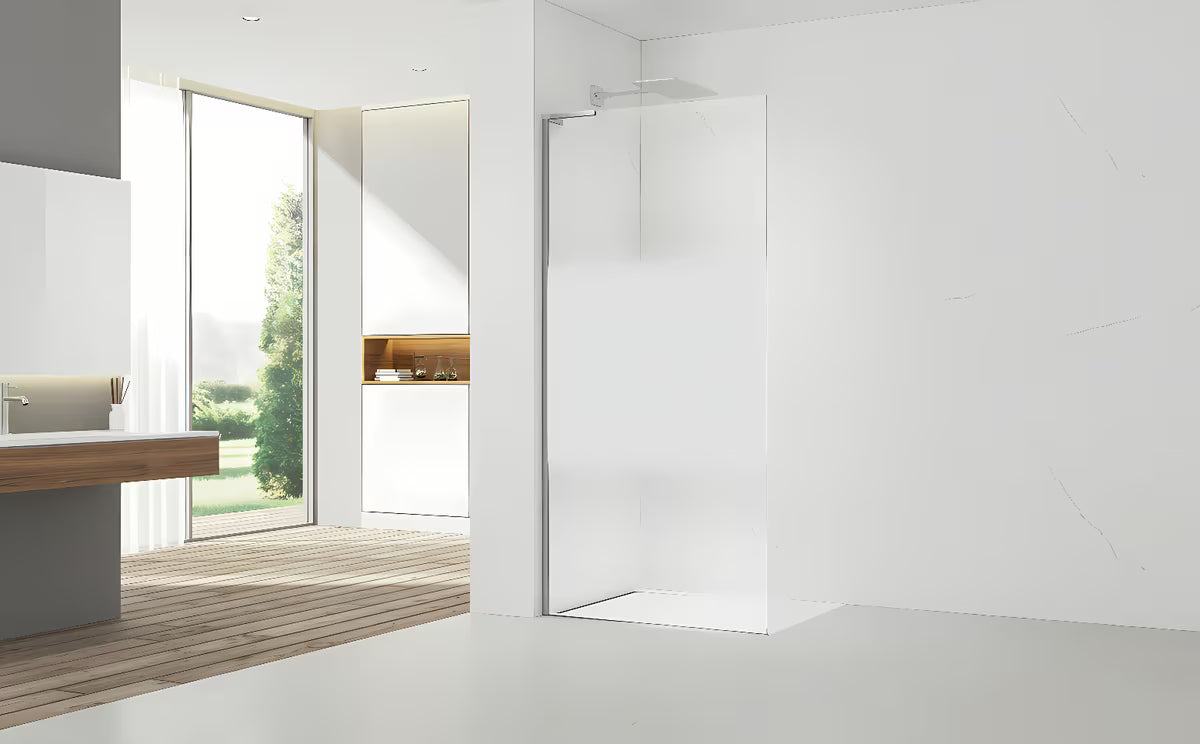 SAT Walk-in tuš stijena Walk-In 120 cm u krom izvedbi s prozirnim staklom i intimnom trakom