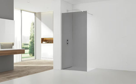 Walk-in tuš stijena SAT Walk-in 110x200 cm sa zatamnjenim dimljenim staklom i profilima u sjajnom kromu.