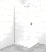 Walk-in tuš stijena SAT Walk-in 110 cm s prozirnim staklom i kromiranim profilom u bezokvirnoj izvedbi.