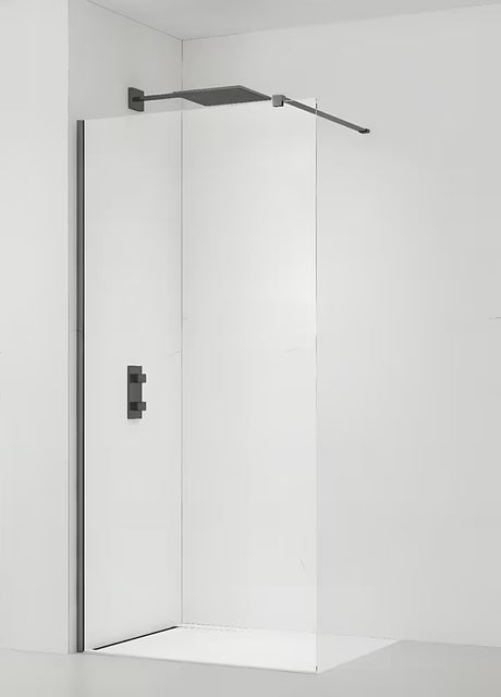 Walk-in tuš stijena SAT Walk-in 110 cm s prozirnim staklom i profilima u izvedbi PVD Gun metal.
