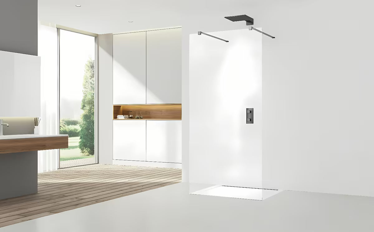 SAT Walk-in tuš stijena Walk-In 80 cm u crnoj izvedbi s prozirnim sigurnosnim staklom i EasyClean obradom.