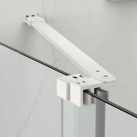 Klizne tuš vrata SAT Xmotion 110 cm u bijeloj boji s prozirnim staklom i bezokvirnom izvedbom.