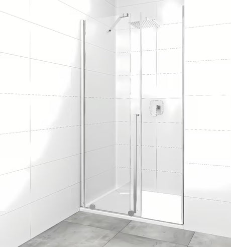 Tuš vrata SAT Xmotion 120 cm za nišu u sjajnom kromu s prozirnim staklom i kliznim otvaranjem.
