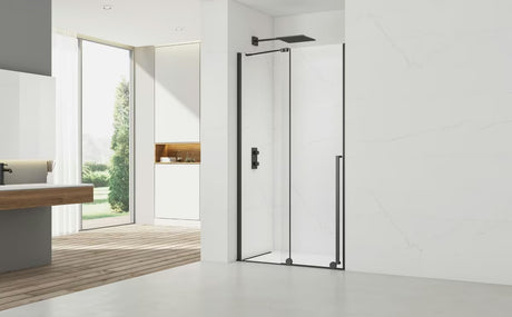 Tuš vrata walk-in SAT Walk-In Xmotion 140 cm u crnoj izvedbi s prozirnim staklom i kliznim sustavom.