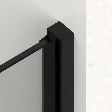 Tuš vrata walk-in SAT Walk-In Xmotion 140 cm u crnoj izvedbi s prozirnim staklom i kliznim sustavom.