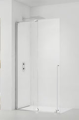 Tuš stijena Walk-In SAT Walk-In Xmotion 110 cm u sjajnom kromu s prozirnim staklom i kliznim sustavom.