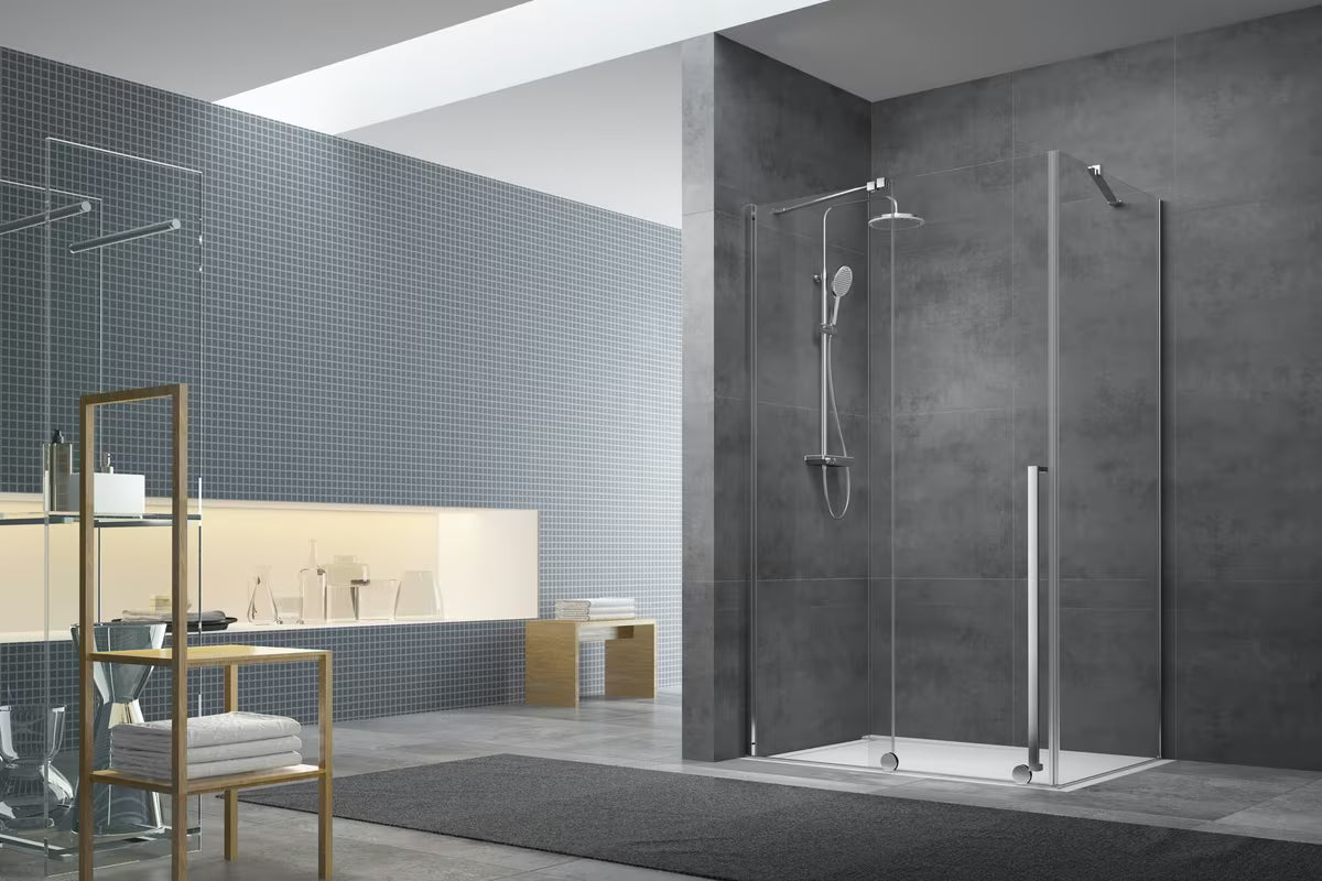 Tuš stranica za vrata  SAT Walk-In Xmotion 77,5 cm s prozirnim staklom i profilom u sjajnom kromu.