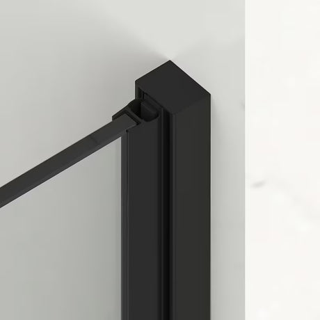 Klizne tuš vrata SAT Xmotion 110 cm u bijeloj boji s prozirnim staklom i bezokvirnom izvedbom.