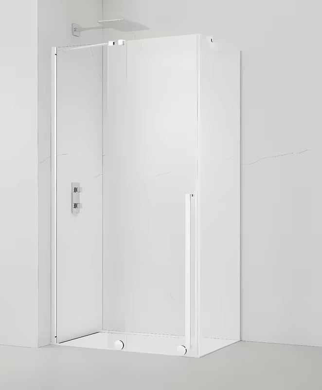 Pravokutna tuš kabina SAT Xmotion 110x90 cm u bijeloj boji s prozirnim staklom i kliznim otvaranjem.