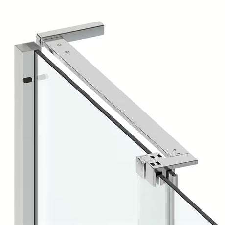 Pravokutna tuš kabina SAT Walk-In Xmotion 90x120 cm u sjajnom kromu s prozirnim staklom i kliznim vratima.