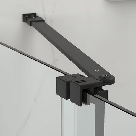 Pravokutna tuš kabina SAT Xmotion 140x90 cm u bijeloj boji s prozirnim staklom i kliznim otvaranjem.