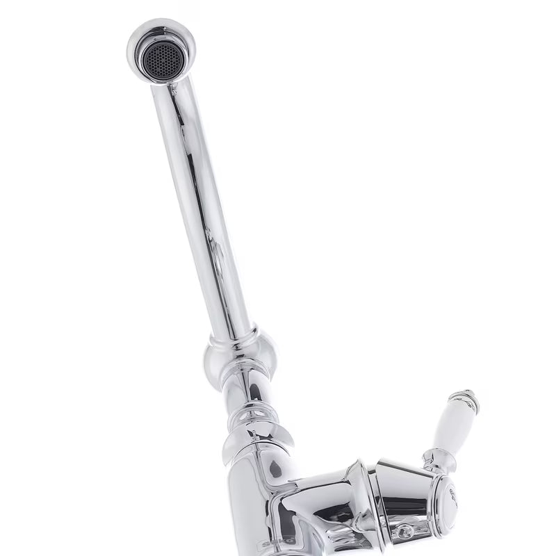 Kromirana miješalica za sudoper SIKO Provence s upravljanjem polugom i zakretnim izljevom u retro dizajnu.