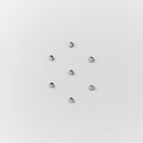 Bijeli tuš panel SIKO Alushower s 4 funkcije, uključujući nadglavni i ručni tuševi, vodopad i masažne mlaznice.