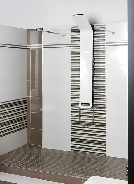 Bijeli tuš panel SIKO Alushower s 4 funkcije, uključujući nadglavni i ručni tuševi, vodopad i masažne mlaznice.