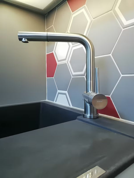 Inox miješalica za sudoper SIKO Steel s mat površinom i izvlačnim tušem