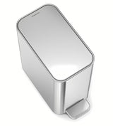Uski pedalni kanta za otpad Simplehuman od nehrđajućeg čelika, zapremine 5 litara, prikladan za kupaonicu i za WC školjke.