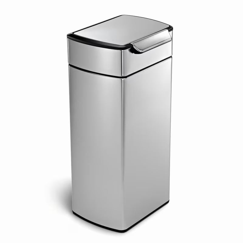 Senzorska kanta za otpad Simplehuman Touch-bar bin u mat izvedbi od nehrđajućeg čelika s uskim kućištem.
