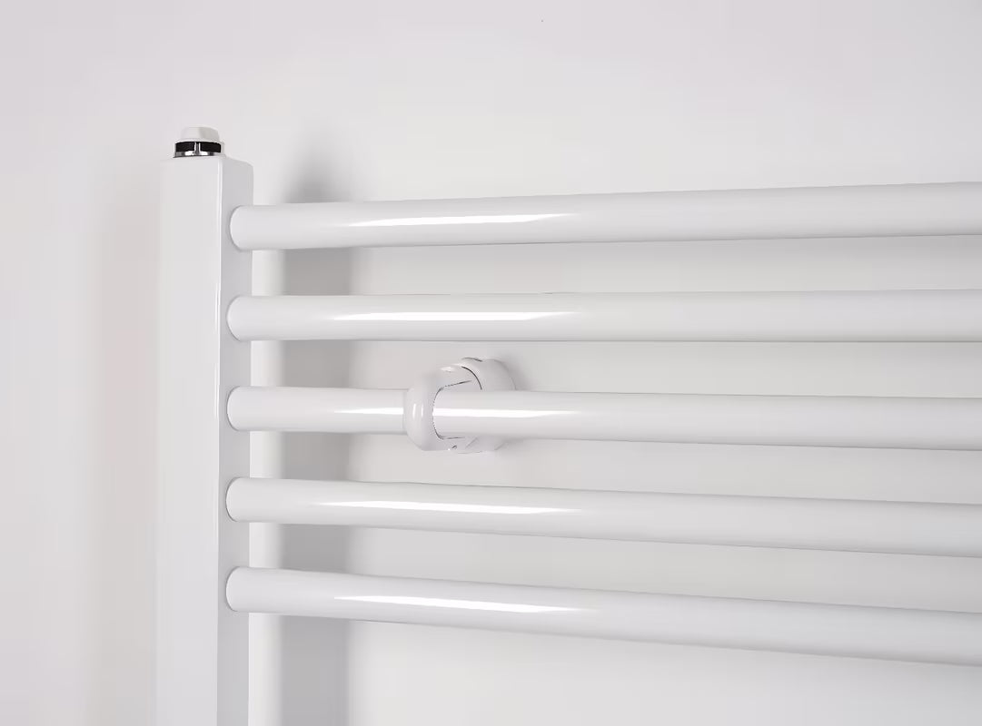 Bijeli kombinirani cijevni radijator Thermal Trend KD 132x45 cm, prikladan za kupaonicu