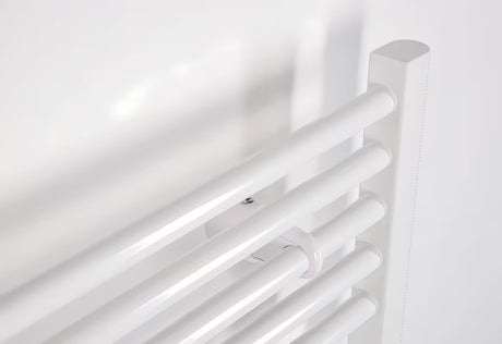 Bijeli kombinirani cijevni radijator Thermal Trend KD 132x45 cm, prikladan za kupaonicu
