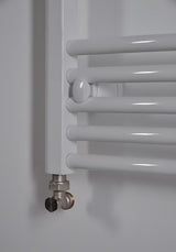 Bijeli kombinirani cijevni radijator Thermal Trend KDO 45x185 cm za kupaonicu.