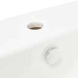 Viseći umivaonik Vitra Integra 50x43 cm s otvorom pro za slavinu u sredini u bijeloj boji.