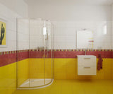 Bijeli kupaonski set Vitra Mia s keramičkim umivaonikom, visećim ormarićem, ogledalom i LED rasvjetom.