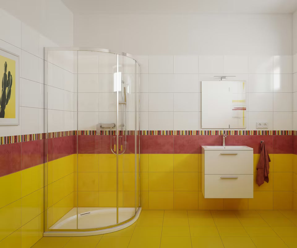 Bijeli kupaonski set Vitra Mia s keramičkim umivaonikom, visećim ormarićem, ogledalom i LED rasvjetom.