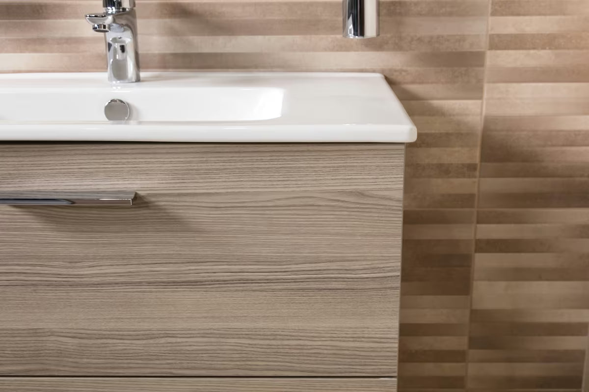 Kupaonski set Vitra Mia 79 x 39,5 cm u dekoru cordoba s ormarićem, umivaonikom, ogledalom i LED rasvjetom