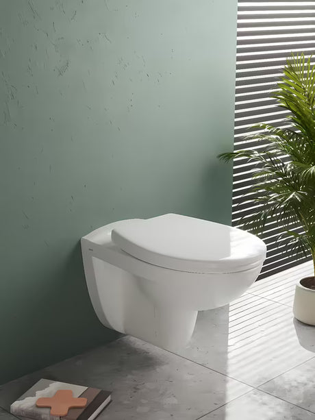 Bijeli viseća WC školjka vitra Normus sa sjedalom soft Close i funkcijom QuickRelease